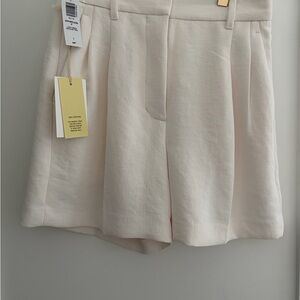 Aritzia Light Birch Women's Shorts- Never Worn